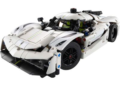 Koenigsegg Jesko Absolut White Hypercar