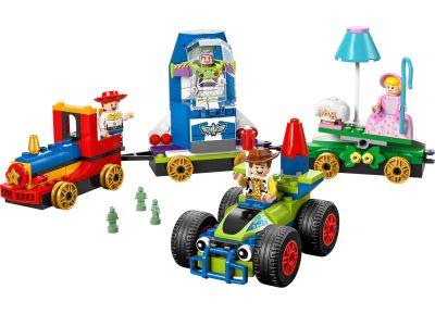 سيارة السباق وقطار الاحتفال من Toy Story
