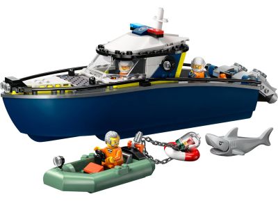 Police Boat Chase
